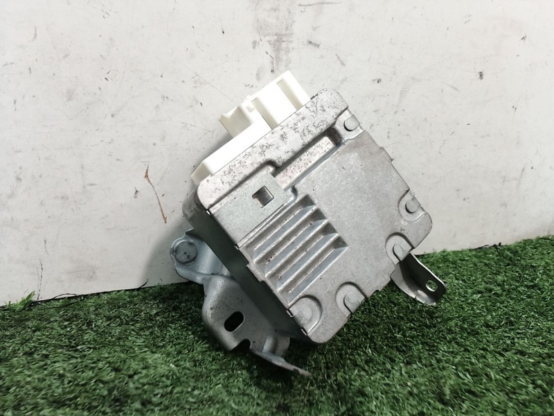 Recambio de centralita direccion electrica para toyota yaris (_p1_) 1.5 (ncp13_) referencia OEM IAM 896500D091 K9101801 69000010