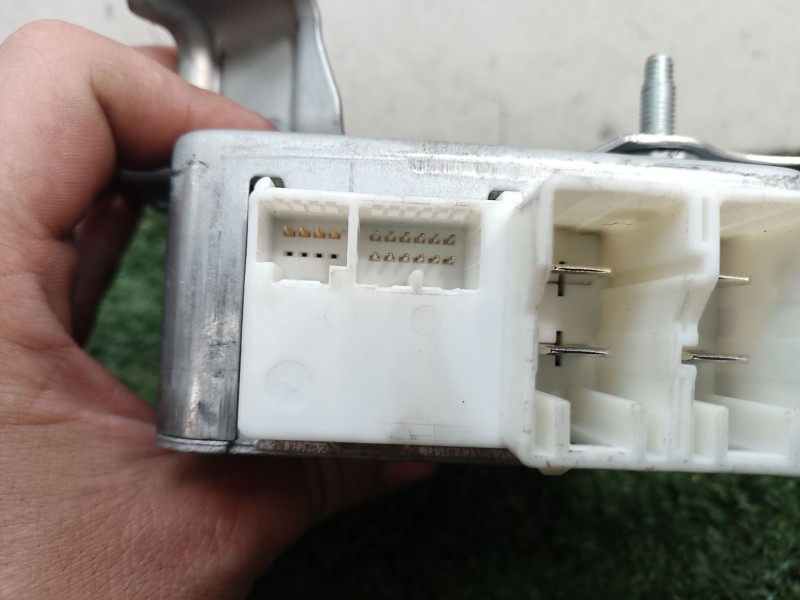 Recambio de centralita direccion electrica para toyota yaris (_p1_) 1.5 (ncp13_) referencia OEM IAM 896500D091 K9101801 69000010