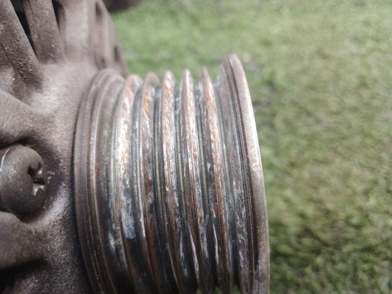 Recambio de alternador para ford fiesta (cbk) ambiente referencia OEM IAM A005TA7692 3906A 2S6T10300CB