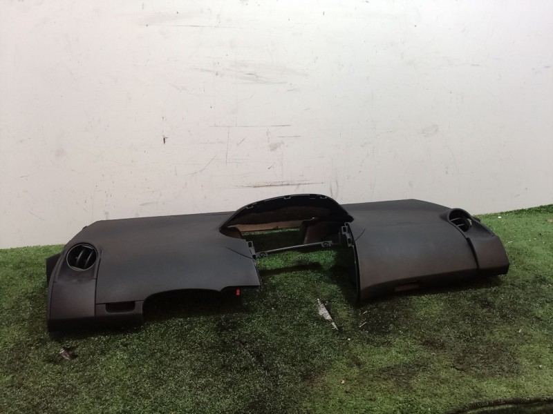 Recambio de salpicadero para toyota yaris (_p1_) 1.5 (ncp13_) referencia OEM IAM 553020D010 553020D010 553020D010