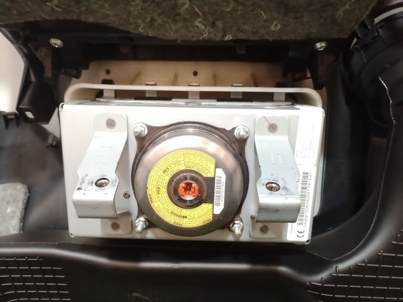 Recambio de salpicadero para toyota yaris (_p1_) 1.5 (ncp13_) referencia OEM IAM 553020D010 553020D010 553020D010