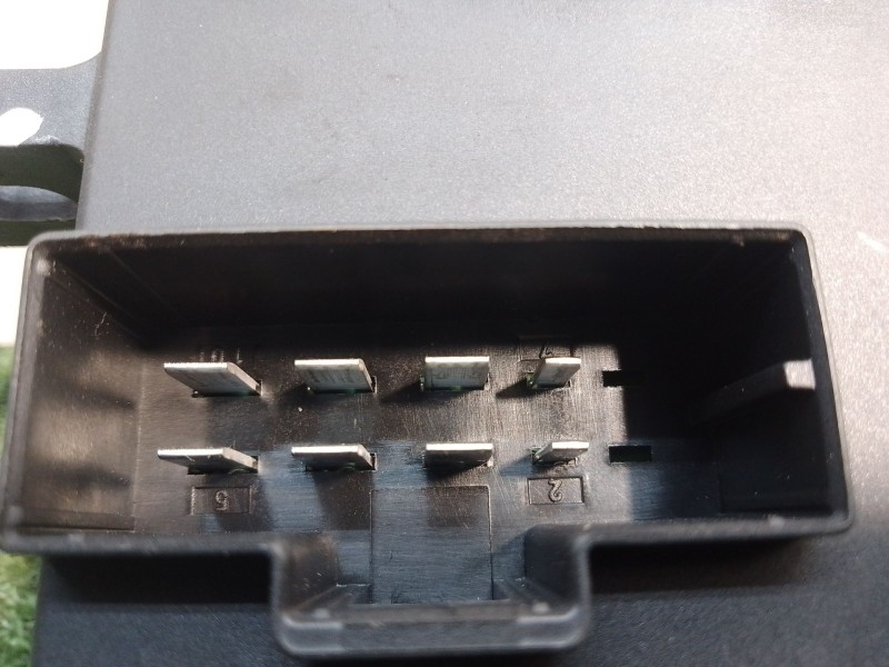 Recambio de modulo electronico para seat exeo st (3r5) 2.0 tdi referencia OEM IAM 8E0907279N 8E0907279N B5S9A24AOH