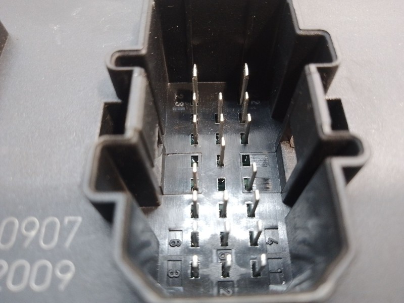 Recambio de modulo electronico para seat exeo st (3r5) 2.0 tdi referencia OEM IAM 8E0907279N 8E0907279N B5S9A24AOH