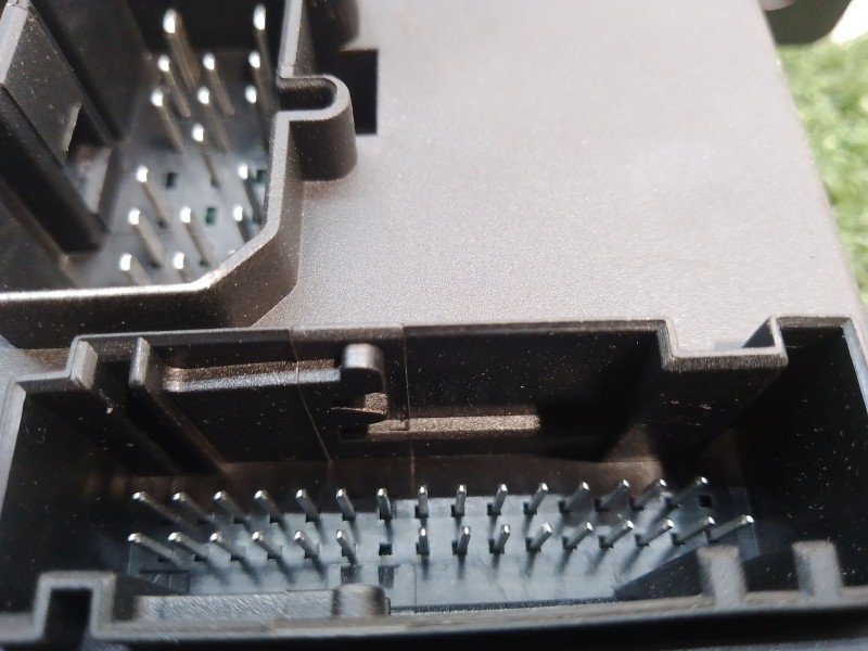 Recambio de modulo electronico para seat exeo st (3r5) 2.0 tdi referencia OEM IAM 8E0907279N 8E0907279N B5S9A24AOH