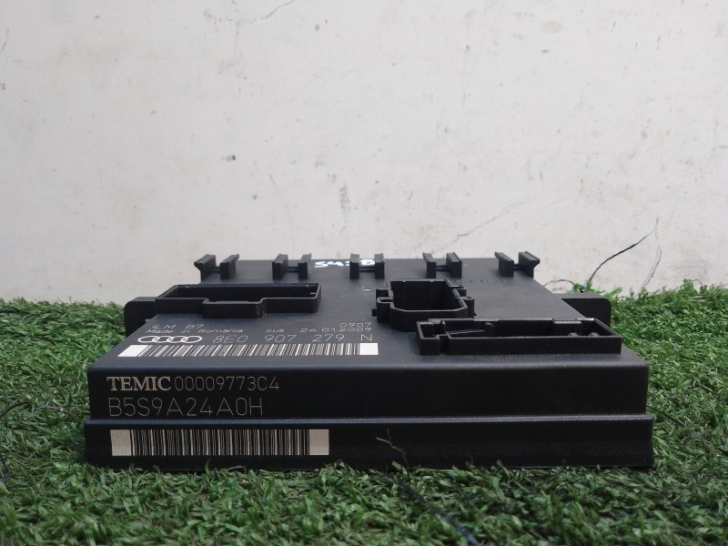 Recambio de modulo electronico para seat exeo st (3r5) 2.0 tdi referencia OEM IAM 8E0907279N 8E0907279N B5S9A24AOH