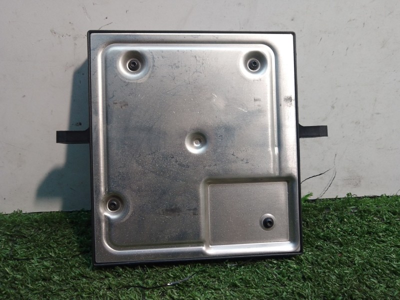 Recambio de modulo electronico para seat exeo st (3r5) 2.0 tdi referencia OEM IAM 8E0907279N 8E0907279N B5S9A24AOH