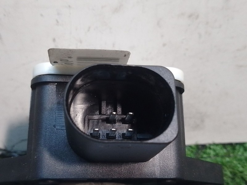 Recambio de sensor para seat exeo st (3r5) 2.0 tdi referencia OEM IAM 4F0907637A 4F0907637A 6261283W7RKA22