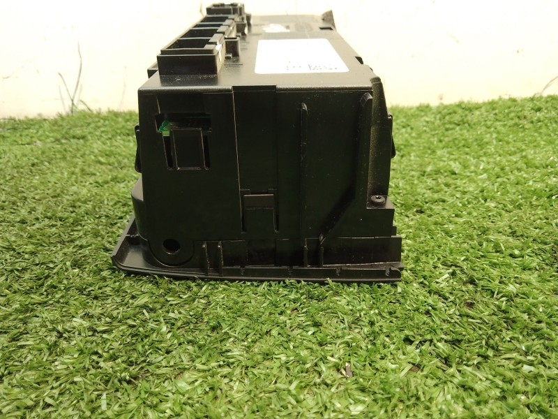 Recambio de mando climatizador para seat exeo st (3r5) 2.0 tdi referencia OEM IAM 8E0820043BL 8E0820043BL 8E0820043BL