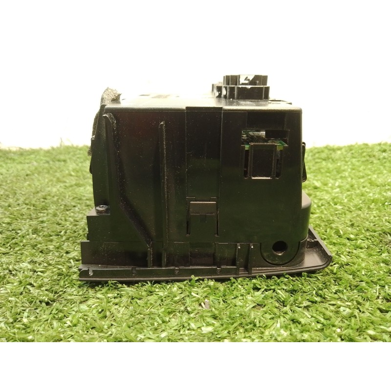 Recambio de mando climatizador para seat exeo st (3r5) 2.0 tdi referencia OEM IAM 8E0820043BL 8E0820043BL 8E0820043BL