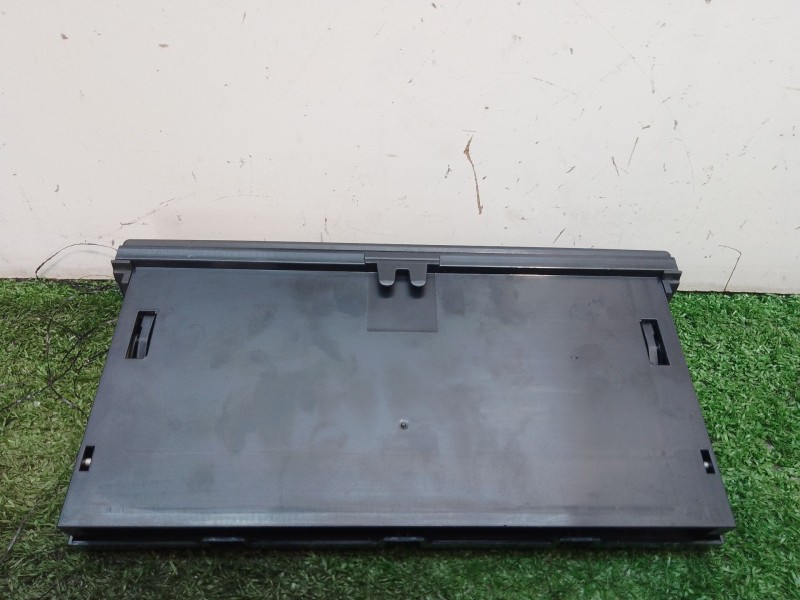 Recambio de guantera para seat exeo st (3r5) 2.0 tdi referencia OEM IAM 8H0857058F 8H0857058F 8H0857058F