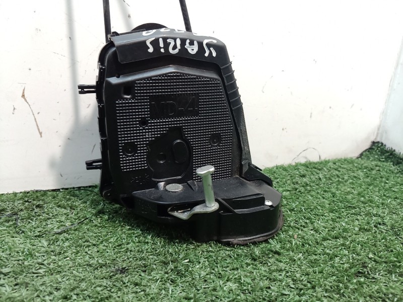 Recambio de cerradura puerta trasera izquierda para toyota yaris (_p1_) 1.5 (ncp13_) referencia OEM IAM   