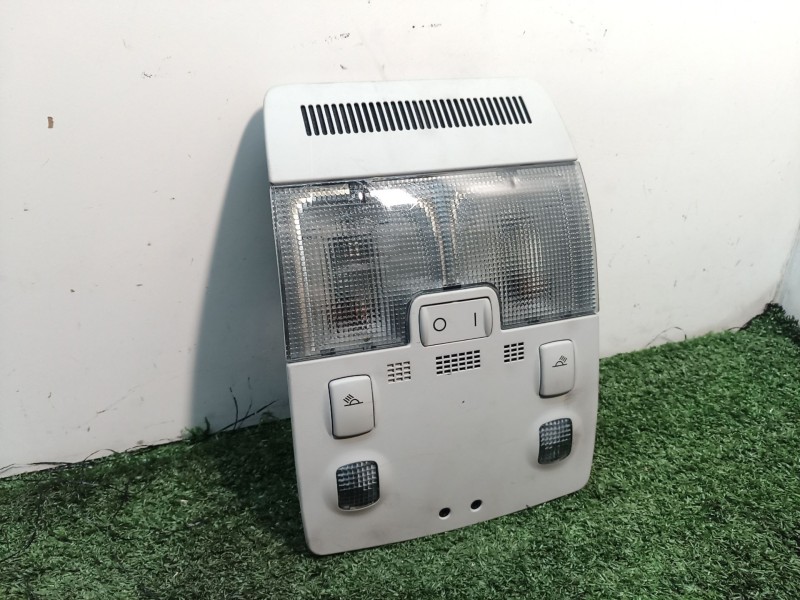 Recambio de luz interior para seat exeo st (3r5) 2.0 tdi referencia OEM IAM 8E0951177 8E0951177 70103105