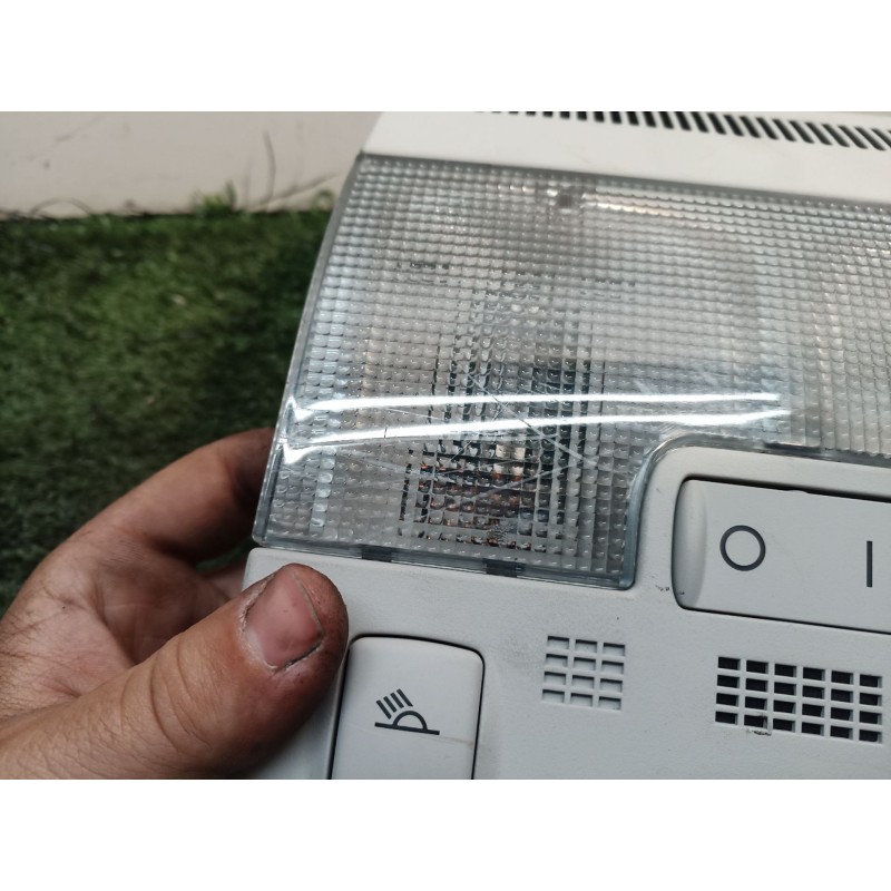 Recambio de luz interior para seat exeo st (3r5) 2.0 tdi referencia OEM IAM 8E0951177 8E0951177 70103105