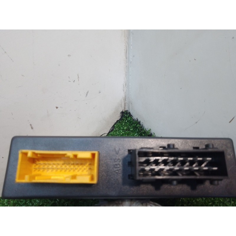 Recambio de modulo electronico para peugeot 307 cc (3b) 2.0 hdi 135 referencia OEM IAM 9647538580 9647538580 67213920