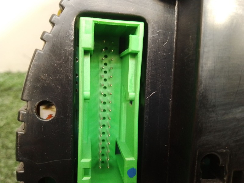 Recambio de cuadro instrumentos para seat exeo st (3r5) 2.0 tdi referencia OEM IAM 8H09192196PS 0263676105 1036904287