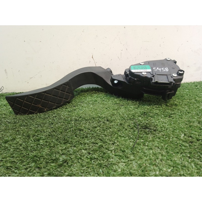 Recambio de pedal acelerador para seat exeo st (3r5) 2.0 tdi referencia OEM IAM 8E1721523G HSHLO 6PV00837505