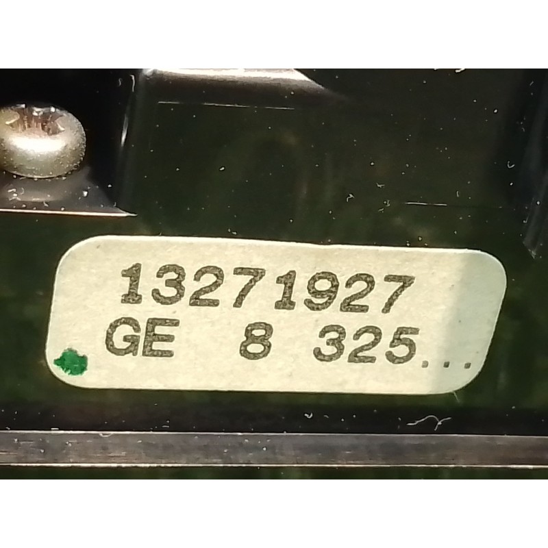 Recambio de warning para opel insignia a sedán (g09) 2.0 cdti (69) referencia OEM IAM 13271927 13271927 GE8325