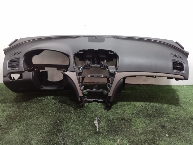 Recambio de salpicadero para opel insignia a sedán (g09) 2.0 cdti (69) referencia OEM IAM   