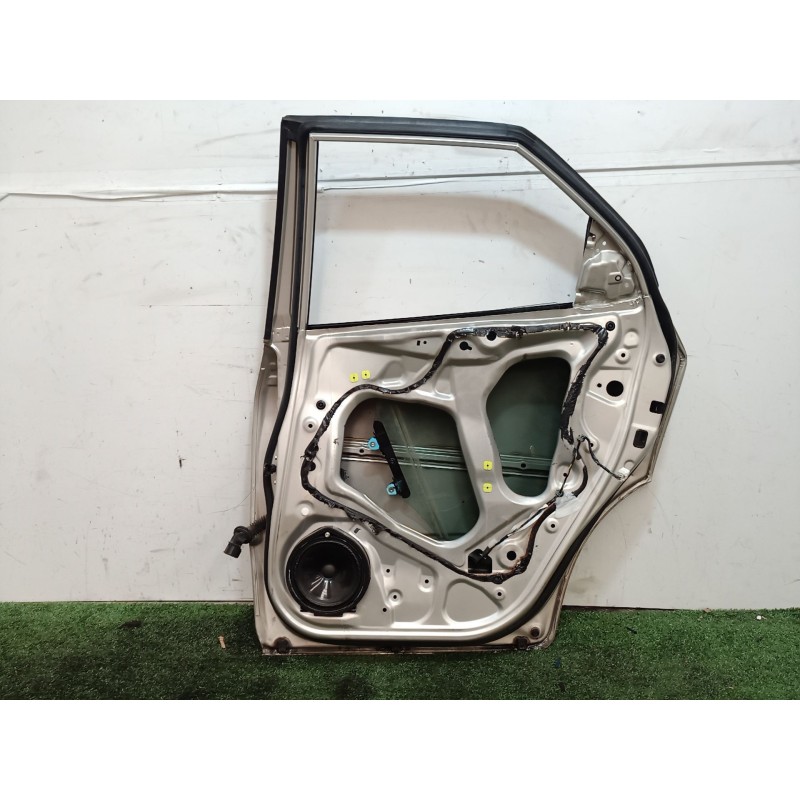 Recambio de puerta trasera derecha para honda civic viii hatchback (fn, fk) 2.2 ctdi (fk3) referencia OEM IAM   