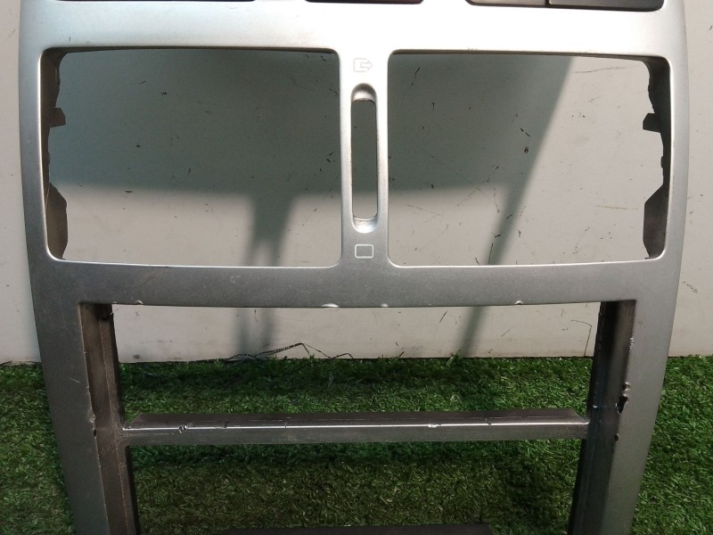 Recambio de moldura salpicadero para peugeot 307 cc (3b) 2.0 hdi 135 referencia OEM IAM 9634505077 9634505077 9634505077