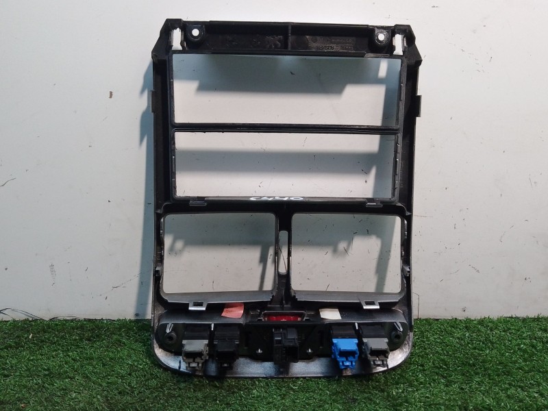 Recambio de moldura salpicadero para peugeot 307 cc (3b) 2.0 hdi 135 referencia OEM IAM 9634505077 9634505077 9634505077