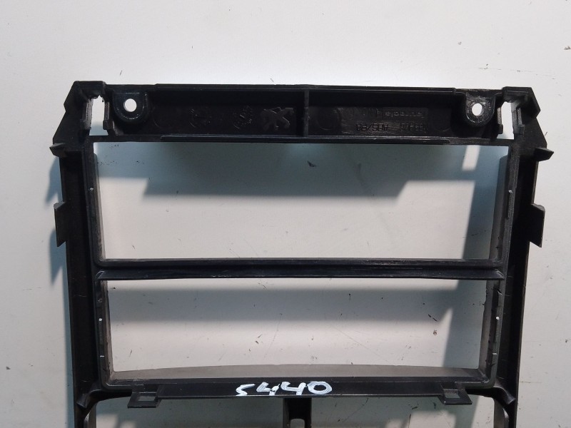 Recambio de moldura salpicadero para peugeot 307 cc (3b) 2.0 hdi 135 referencia OEM IAM 9634505077 9634505077 9634505077