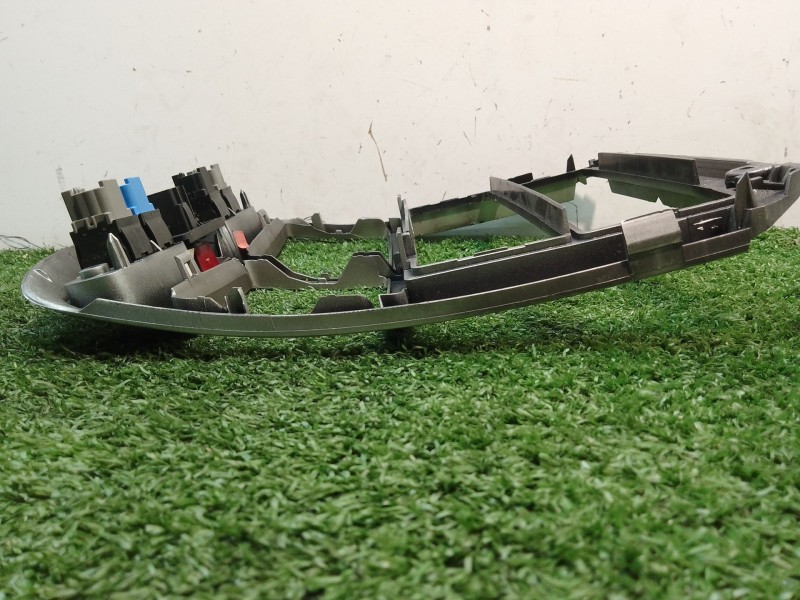 Recambio de moldura salpicadero para peugeot 307 cc (3b) 2.0 hdi 135 referencia OEM IAM 9634505077 9634505077 9634505077