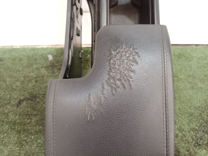 Recambio de consola central trasera para opel insignia a sedán (g09) 2.0 cdti (69) referencia OEM IAM   