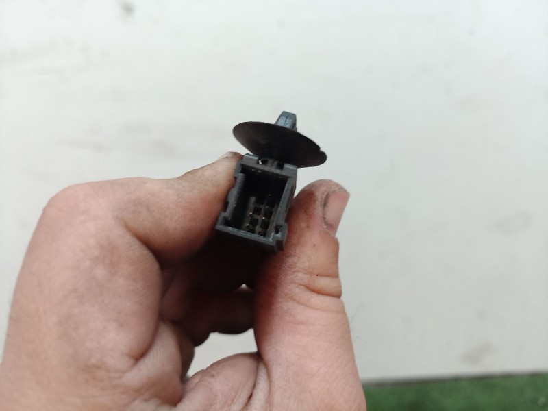 Recambio de retrovisor izquierdo para peugeot bipper básico referencia OEM IAM   