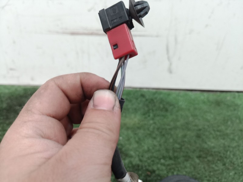 Recambio de retrovisor izquierdo para peugeot bipper básico referencia OEM IAM   