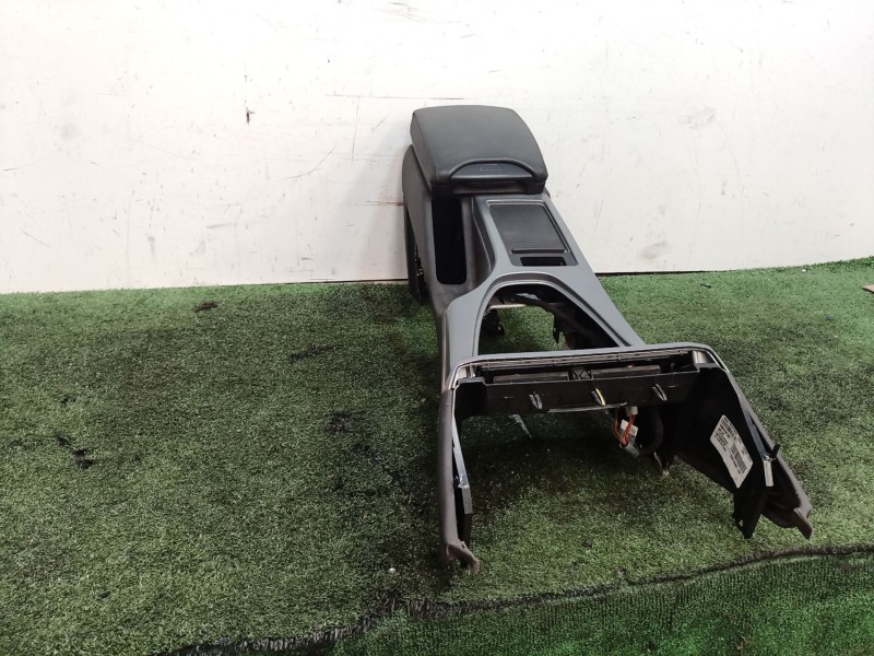 Recambio de consola central tras. para bmw x5 (e53) referencia OEM IAM 826081413 826081413 826081413