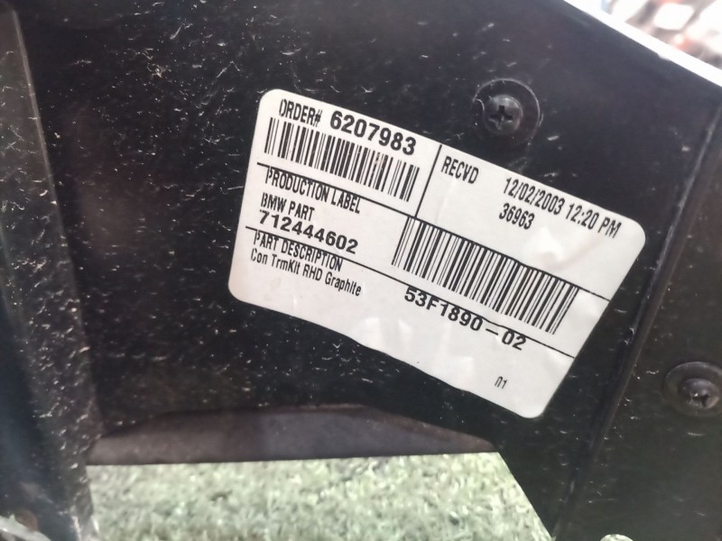 Recambio de consola central tras. para bmw x5 (e53) referencia OEM IAM 826081413 826081413 826081413