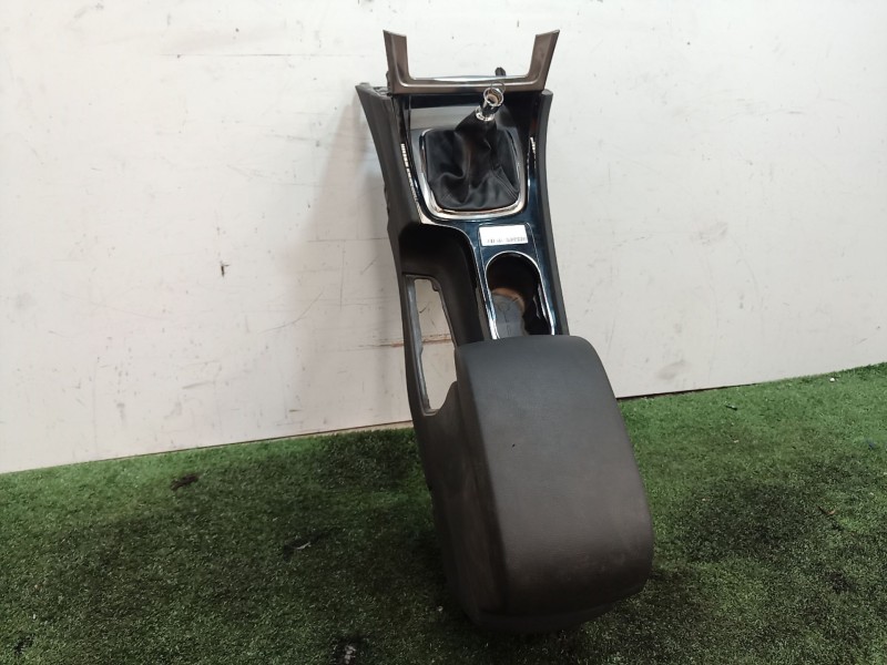 Recambio de apoyabrazos central para ford mondeo ber. (ca2) referencia OEM IAM   