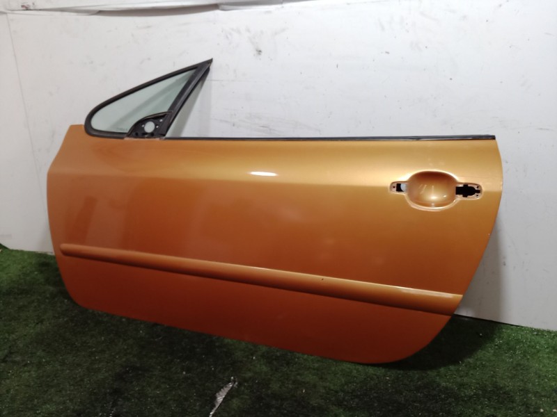 Recambio de puerta delantera izquierda para peugeot 307 cc (3b) 2.0 hdi 135 referencia OEM IAM   