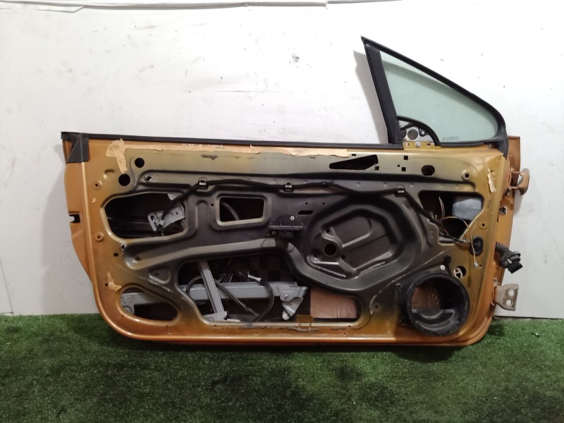 Recambio de puerta delantera izquierda para peugeot 307 cc (3b) 2.0 hdi 135 referencia OEM IAM   