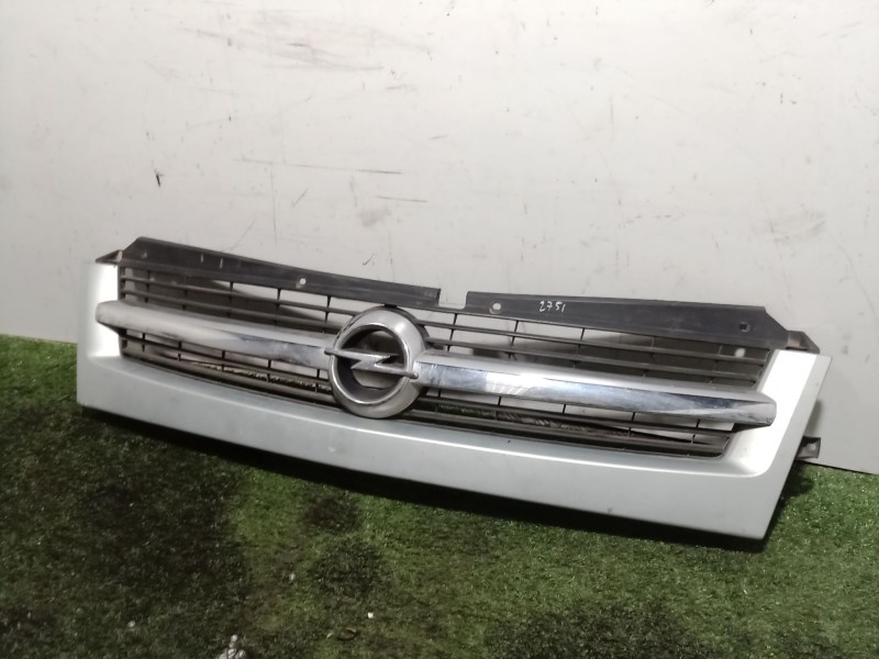 Recambio de rejilla delantera para opel movano (2004 =>) combi medio techo elevado l2h2 3.5t referencia OEM IAM   