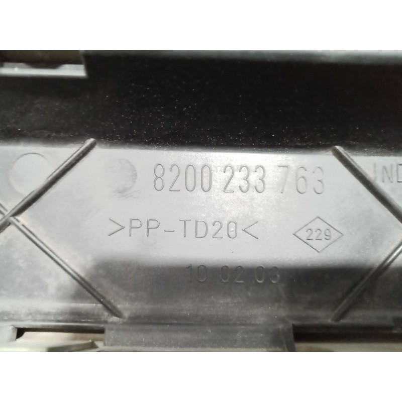 Recambio de rejilla delantera para opel movano (2004 =>) combi medio techo elevado l2h2 3.5t referencia OEM IAM   