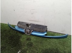 Recambio de rejilla delantera para peugeot 206 berlina referencia OEM IAM    2