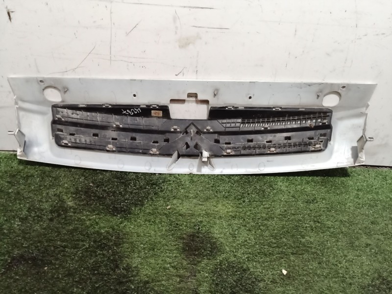 Recambio de rejilla delantera para citroën berlingo 1.6 16v hdi referencia OEM IAM 9644758177 9644758177 9644758177