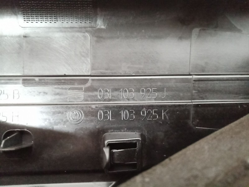 Recambio de tapa motor para skoda octavia ii (1z3) 1.6 tdi referencia OEM IAM   