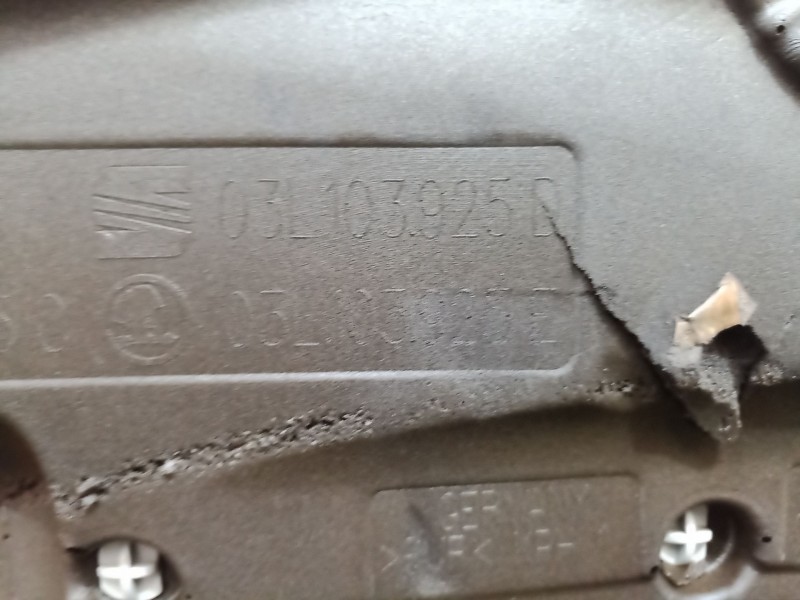 Recambio de tapa motor para volkswagen passat lim. (362) exclusive bluemotion referencia OEM IAM 03L103925 03L103925D 03L103925C