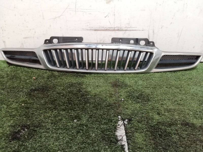 Recambio de rejilla delantera para daewoo tacuma (u100) 1.6 referencia OEM IAM   