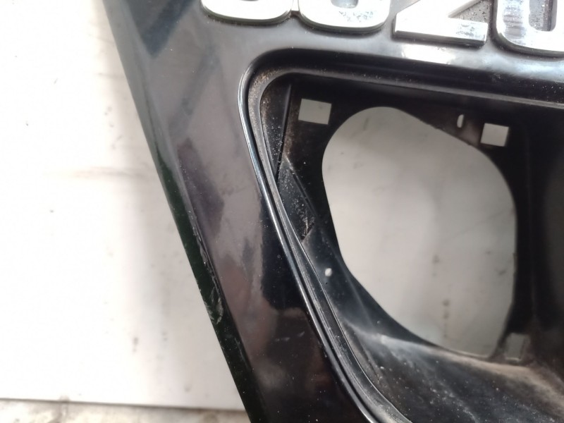 Recambio de portamatriculas para suzuki liana rh (er) 1.6 referencia OEM IAM 8394054G00 8394054G00 8394054G00