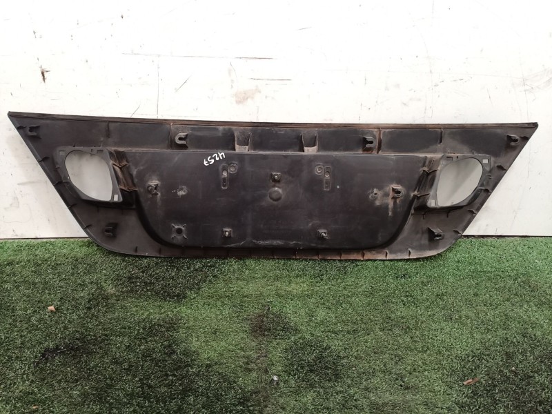 Recambio de portamatriculas para suzuki liana rh (er) 1.6 referencia OEM IAM 8394054G00 8394054G00 8394054G00