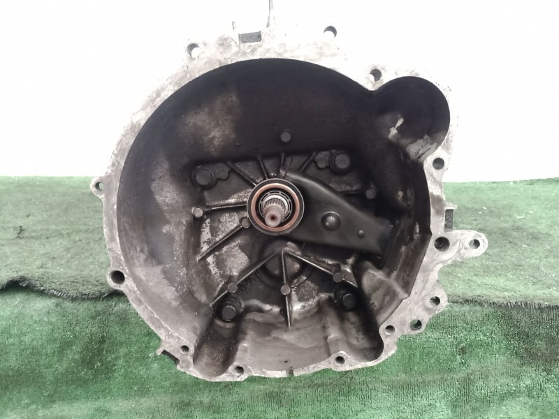 Recambio de caja cambios para nissan terrano ii (r20) 2.4 4wd referencia OEM IAM    Recambio de caja cambios para nissan terrano ii (r20) 2.4 4wd referencia OEM IAM