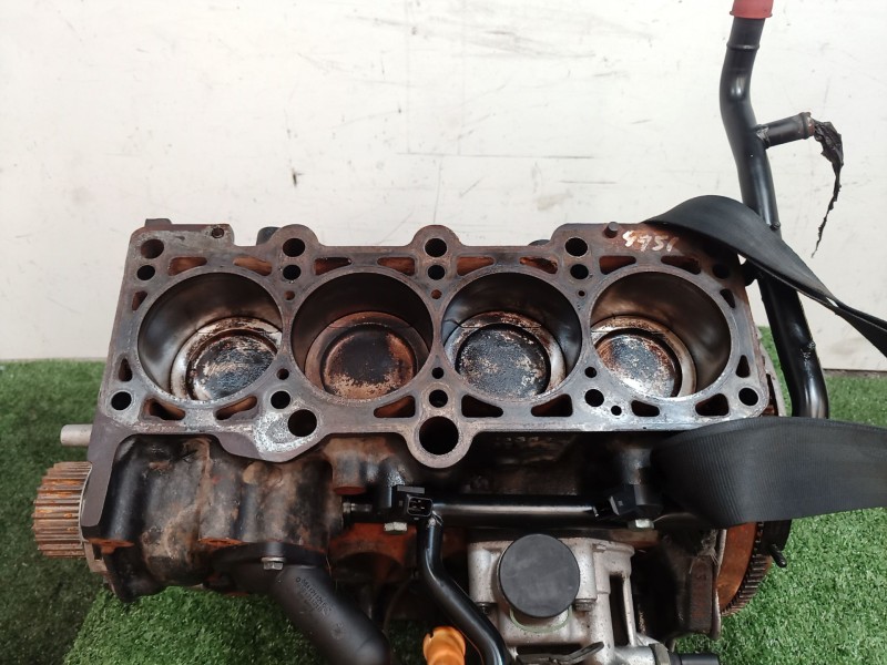 Recambio de bloque para volkswagen new beetle (9c1/1c1) 2.0 referencia OEM IAM   