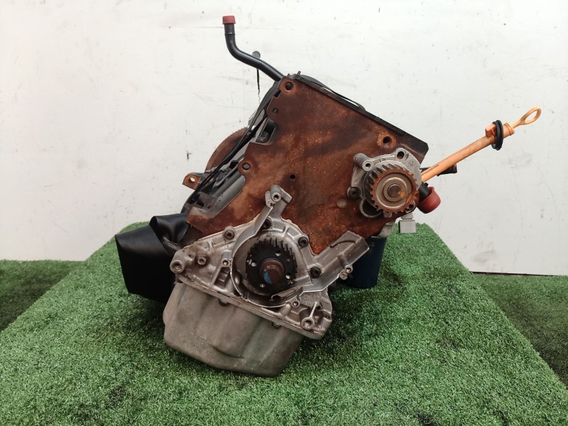 Recambio de bloque para volkswagen new beetle (9c1/1c1) 2.0 referencia OEM IAM   