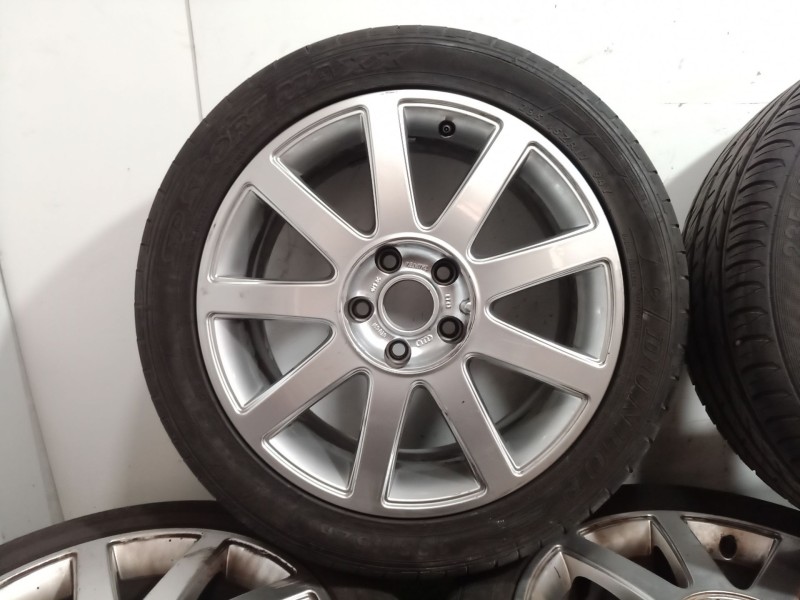 Recambio de juego llantas para audi a4 b7 (8ec) 2.0 tdi referencia OEM IAM 23545R17-97Y 8E0601 7.5JX17H2