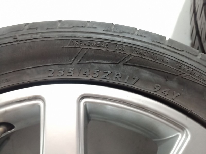 Recambio de juego llantas para audi a4 b7 (8ec) 2.0 tdi referencia OEM IAM 23545R17-97Y 8E0601 7.5JX17H2