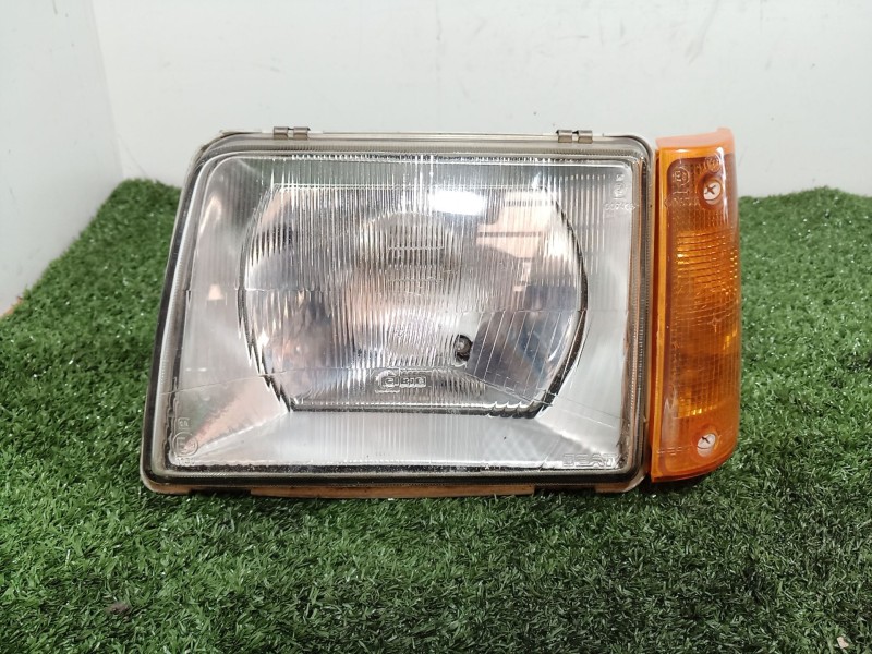 Recambio de faro izquierdo para seat marbella referencia OEM IAM 007405 007405 007405